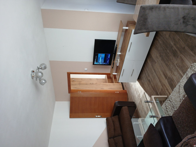 Izdajem namjesten stan kod KLINICKOG CENTRA PAPRIKOVAC