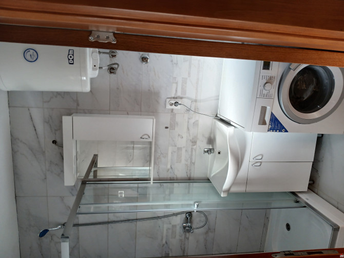 Izdajem namjesten stan kod KLINICKOG CENTRA PAPRIKOVAC