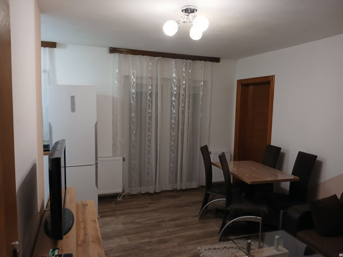 Izdajem namjesten stan kod KLINICKOG CENTRA PAPRIKOVAC