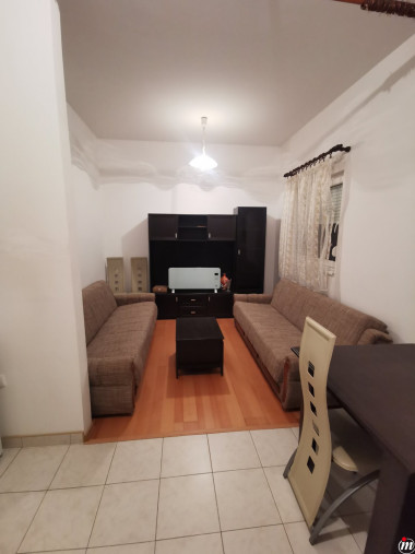 Izdajem stan, 30 m2, blizina studentskog centra