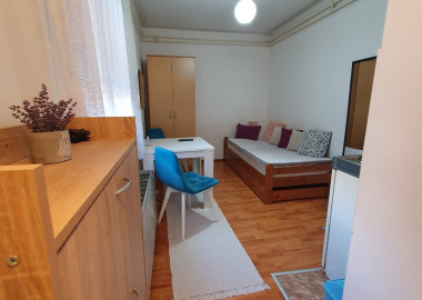 Izdajem garsonjeru u blizini Kampusa