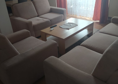 • Namješten stan • Paprikovac • BL • KC • Izdajem •