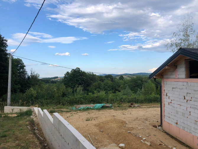 Prodajem zemlju u Slatini / Krčmarice