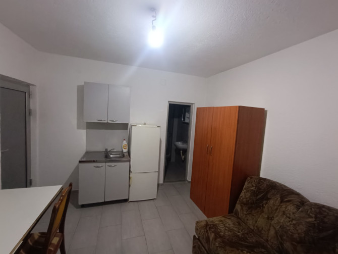 BANJA LUKA NOVA NAMJEŠTENA GARSONJERA STARČEVICA