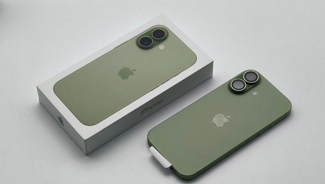 Apple iPhone 17 Pro Max, iPhone 17 Pro, iPhone 17 , iPhone Air , iPhone 16 Pro Max, iPhone 16 Pro, iPhone 16, iPhone 16 Plus, Samsung Galaxy S25 Ultra