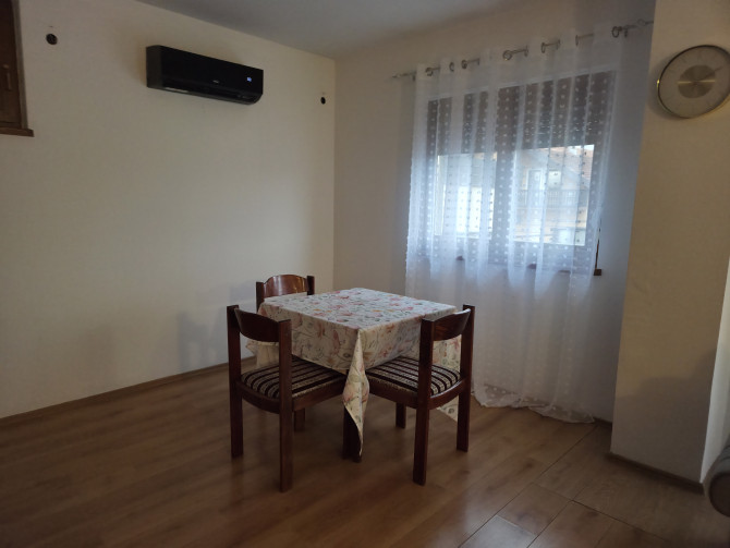 IZDAJE SE NAMJEŠTEN SPRAT KUĆE, PETRIĆEVAC