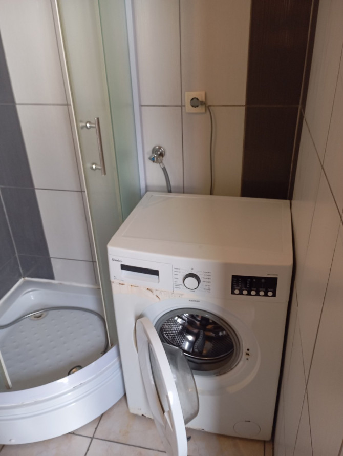 Iznajmljujem jednosoban (namješten) stan