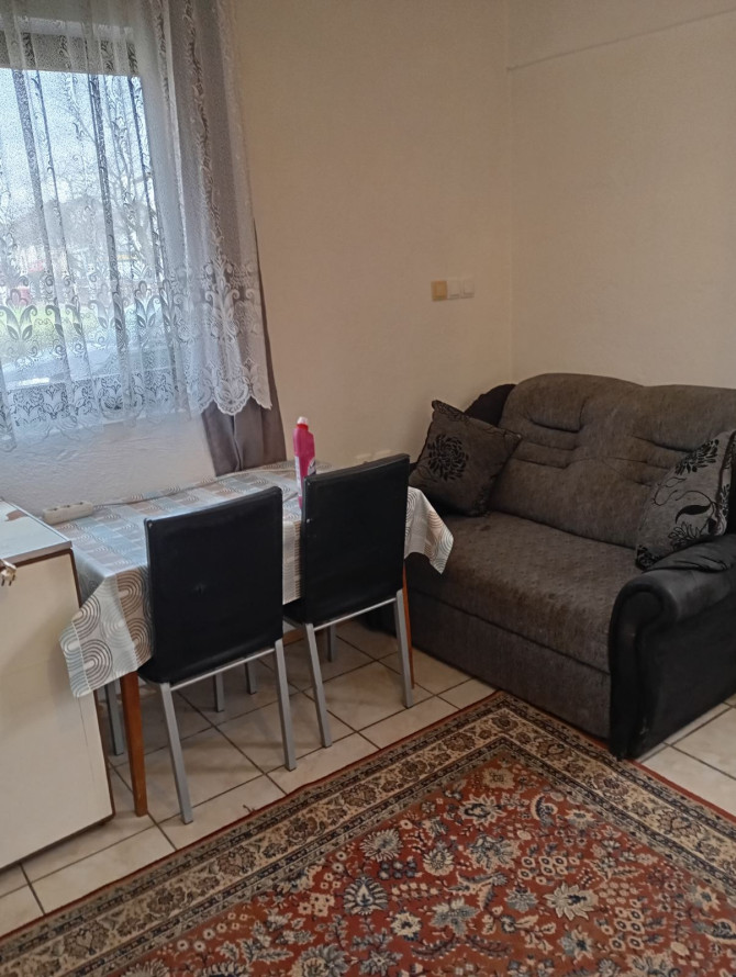 Iznajmljujem jednosoban (namješten) stan