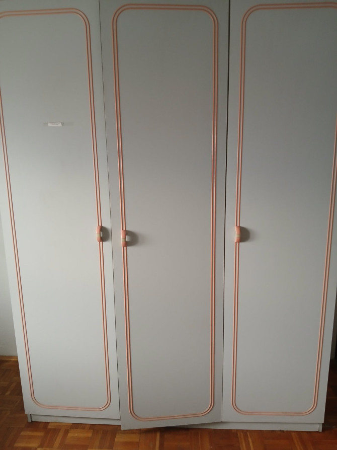 Iznajmljujem namješten stan i sobe na atraktivnoj lokaciji u Banjoj Luci