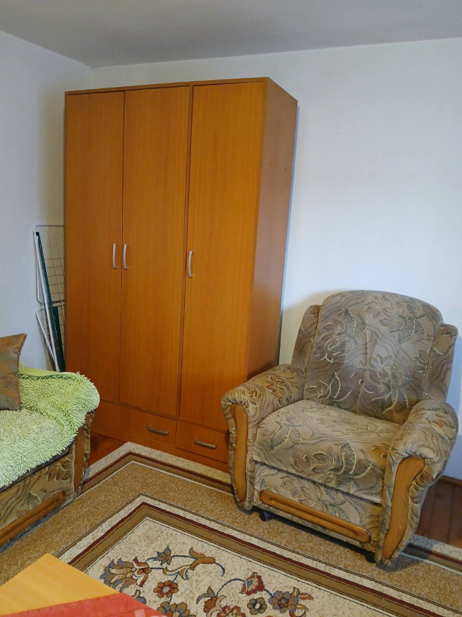 Iznajmljujem namješten stan i sobe na atraktivnoj lokaciji u Banjoj Luci