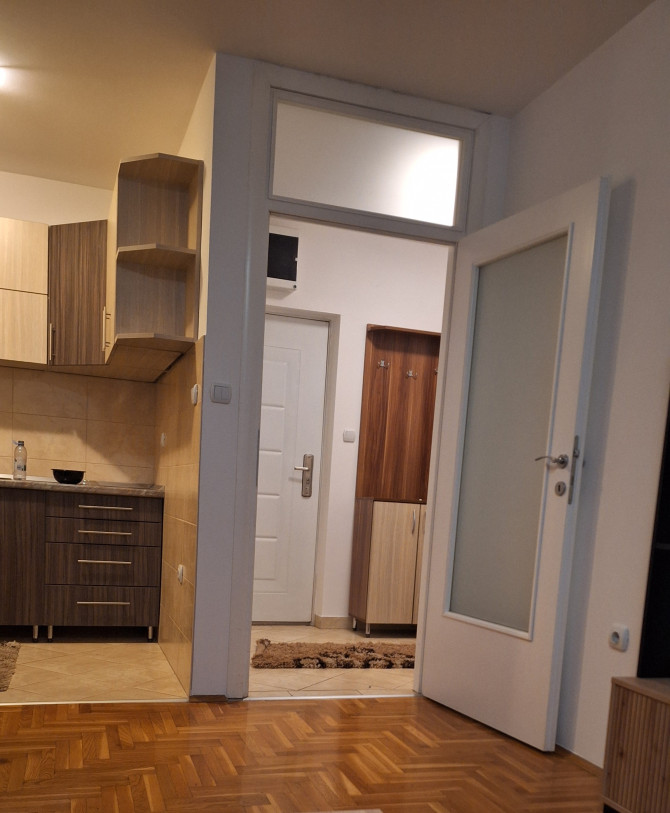 Izdaje se jednosoban stan