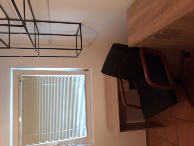 Iznajmljujem namjestenu jednokrevetnu sobu