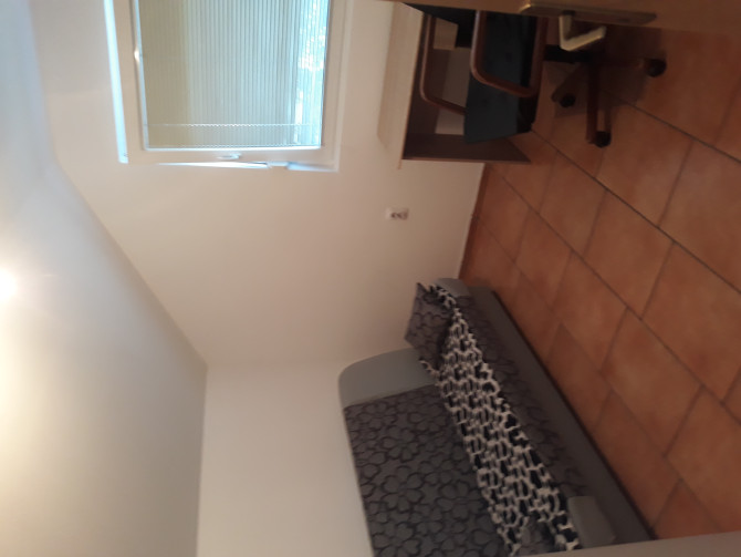 Iznajmljujem namjestenu jednokrevetnu sobu