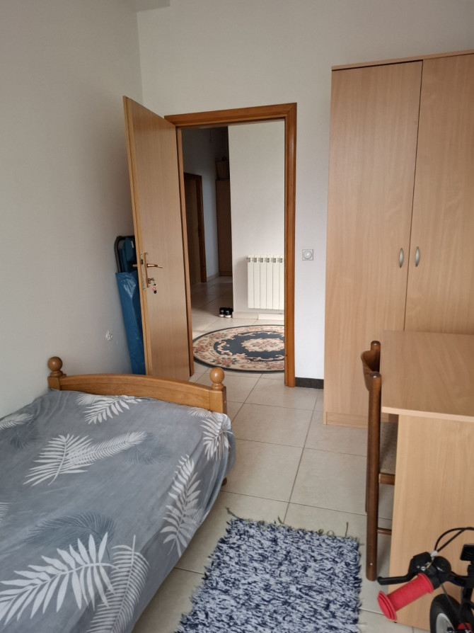 Iznajmljujem namještene sobe