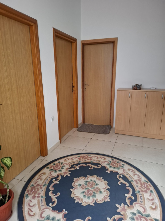 Iznajmljujem namještene sobe