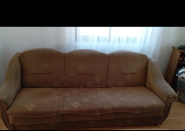 Prodajem trosjed dvosjed i fotelju 