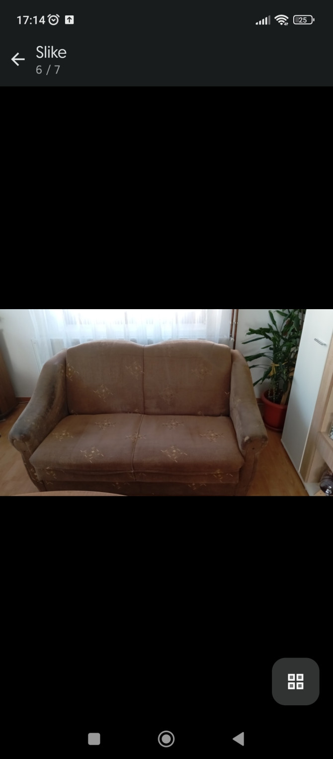 Prodajem trosjed dvosjed i fotelju 