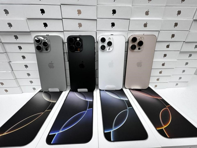 Apple iPhone 17 Pro Max, iPhone 17 Pro, iPhone 17 , iPhone Air , iPhone 16 Pro Max, iPhone 16 Pro, iPhone 16, iPhone 16 Plus, Samsung Galaxy S26 Ultra , Samsung Galaxy S26,  Samsung Galaxy S25 Ultra