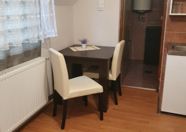 Izdajem garsonjeru u blizini Kampusa, Banja Luka