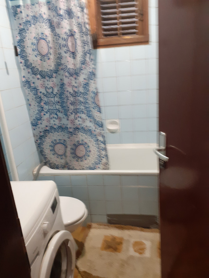 Iznajmljujem jednosoban stan - odmah useljiv!