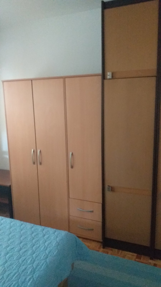 Iznajmljujem namješten (dvosoban) stan