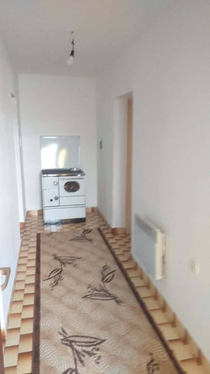 Iznajmljujem namješten (dvosoban) stan