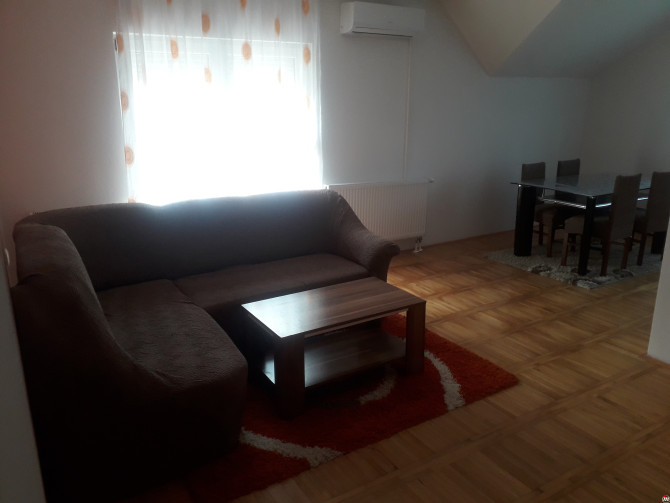 IZDAJEM NAMJESTEN STAN PAPRIKOVAC KOD UKC-a