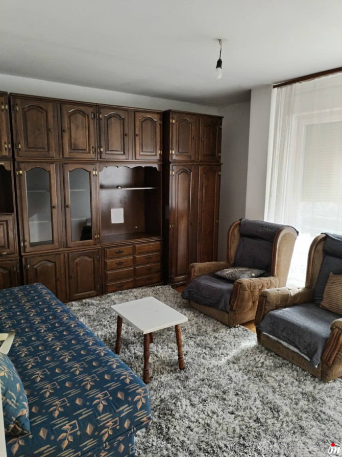 Izdajem trosoban stan Banja Luka - 450KM