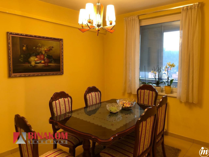 Četvorosoban stan na prodaju, Petrićevac