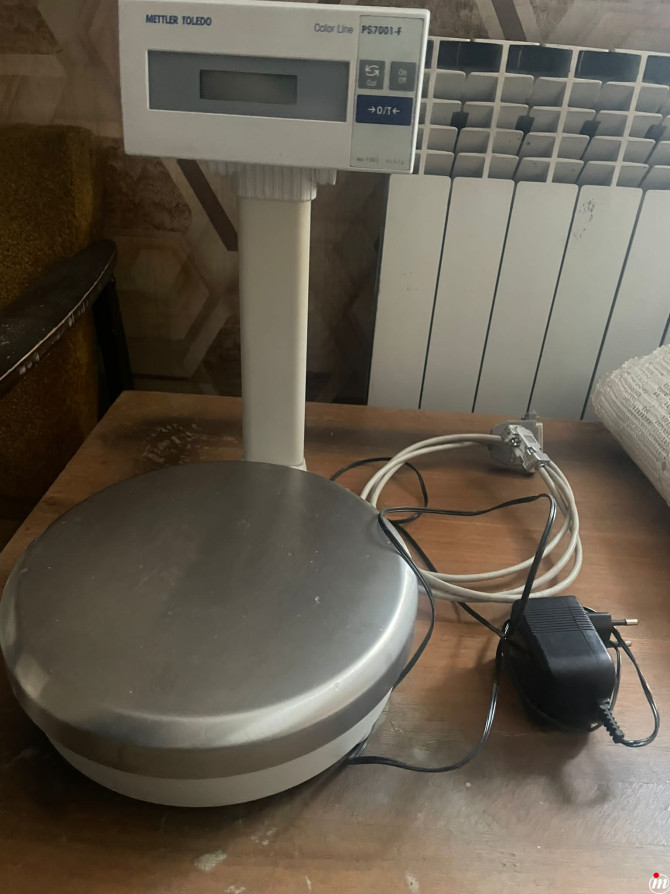 Precizna laboratorijska vaga METTLER TOLEDO PS7001-F