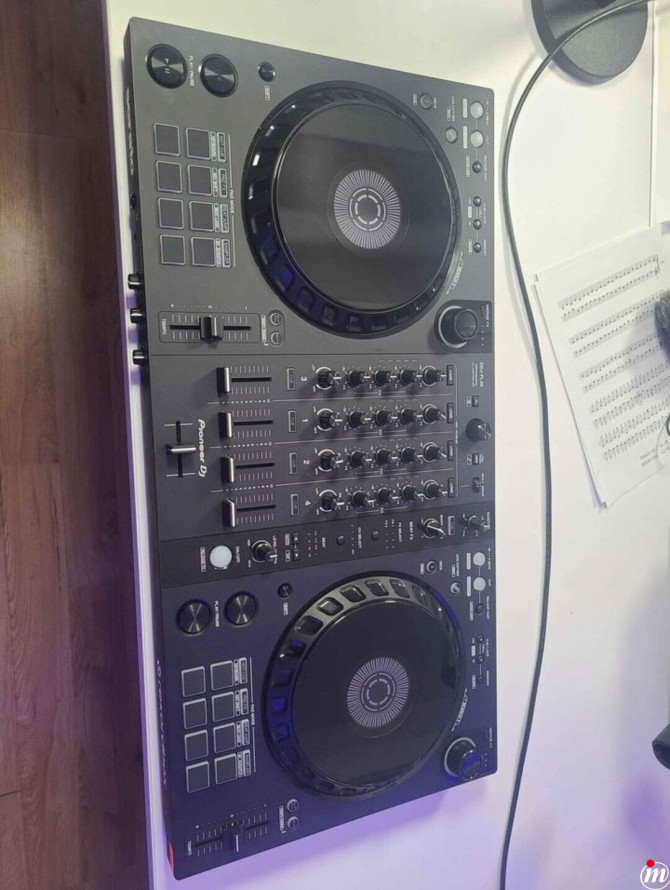 Na prodaju Pioneer DDJ-FLX6 4-kanalni DJ kontroler za Rekordbox i Serato DJ Pro