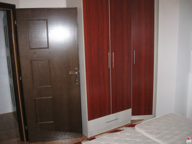 NAMJESTEN STAN PAPRIKOVAC KOD UKC-a