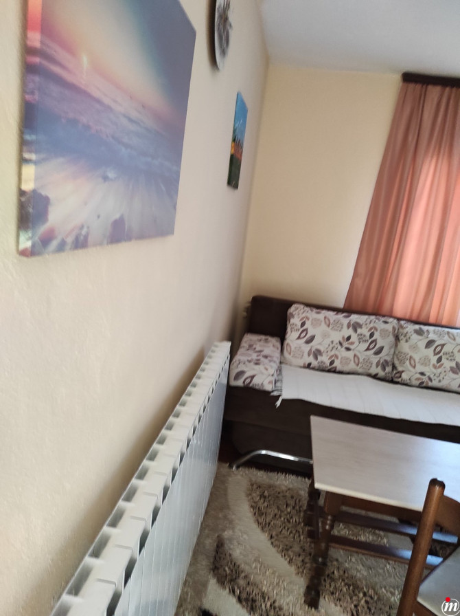 Izdajem garaonjeru u naselju Ada