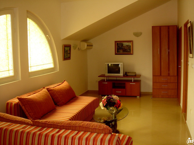 Herceg Novi, Bijela, apartmani