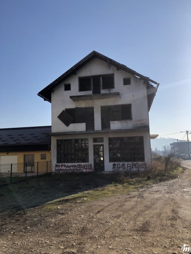 Kuća na prodaju Trn