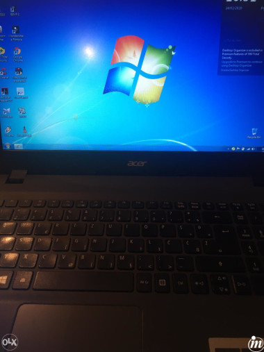 Laptop Acer Aspire E15