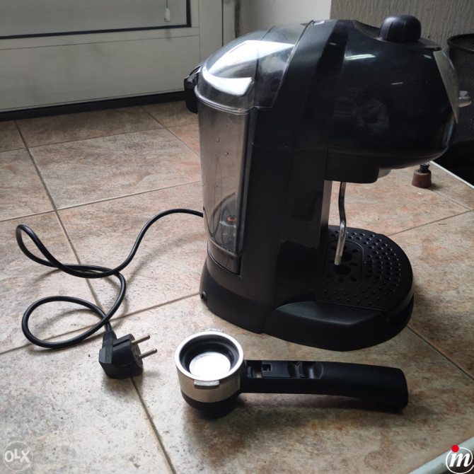 Kafe aparat DeLonghi