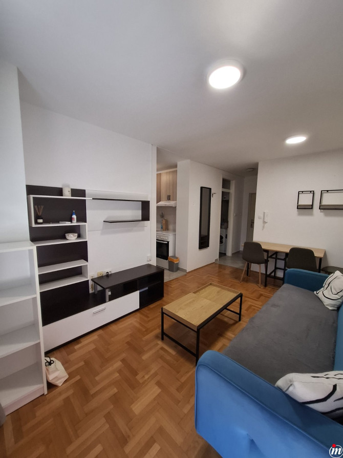 Jednosoban stan novije gradnje